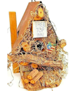 Woodland Tree Top Inn Log Cabin Decoration With Tin Metal Roof and Hange... - €13,18 EUR