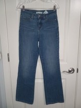 Levi&#39;s 512 Perfectly Slimming Woman&#39;s Boot Cut Medium Wash Jeans Size 4M... - £14.00 GBP