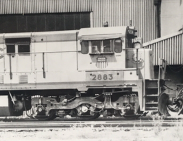 Union Pacific Railroad UP #2883 U30C Locomotive Train Photo Melrose Park IL 1980 - £7.63 GBP