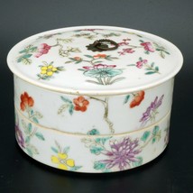 Chinese Republic Famille rose stacking box with floral design and lid c 1920s - £108.92 GBP