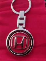 2 Honda Logo Emblem 3D  Rotating Logo Metal  Keychain Keyring Red 2 chains - $314.14 MXN