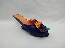 1999 Raine Just The Right Shoe Rio Figurine - $292.85 MXN