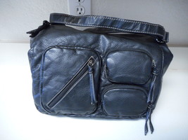 Women&#39;s Arizona Tamara Pocket Shoulder Bag Purse Black  New W Tags - £28.39 GBP