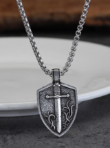 Knight Templar War Shield Necklace - £8.39 GBP
