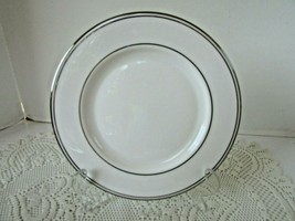 Lenox Classics Collection Federal Platinum Salad Plate White Silver Usa 8&quot; - £7.08 GBP