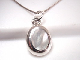 Mother of Pearl Oval 925 Sterling Silver Pendant Corona Sun Jewelry - £6.46 GBP