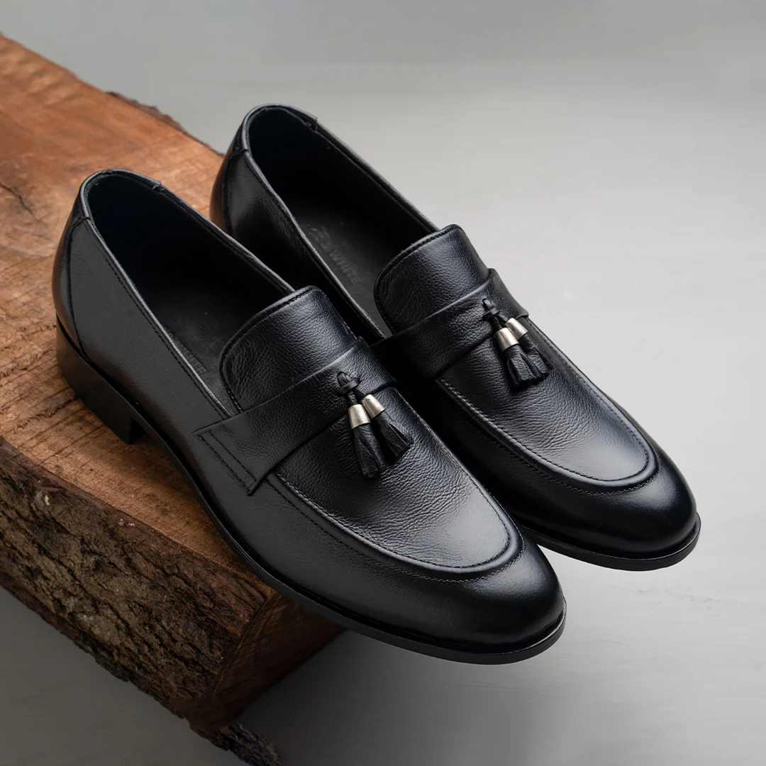 Handmade Men&#39;s Black Leather Moccasin With Tassels Loafer Office Shoe - £120.29 GBP