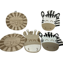 Horizon Group Home Lions Zebras and Giraffe Wood Hanging Sign 5Pc Set NWOT - £44.55 GBP