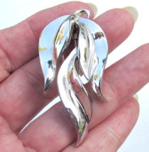 Vintage Signed TRIFARI Silver Tone Leaves Clip Brooch Pin - $19.75