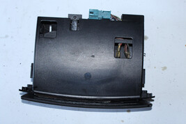 2003-2006 MERCEDES S500 CENTER DASH ASHTRAY K4096 image 4