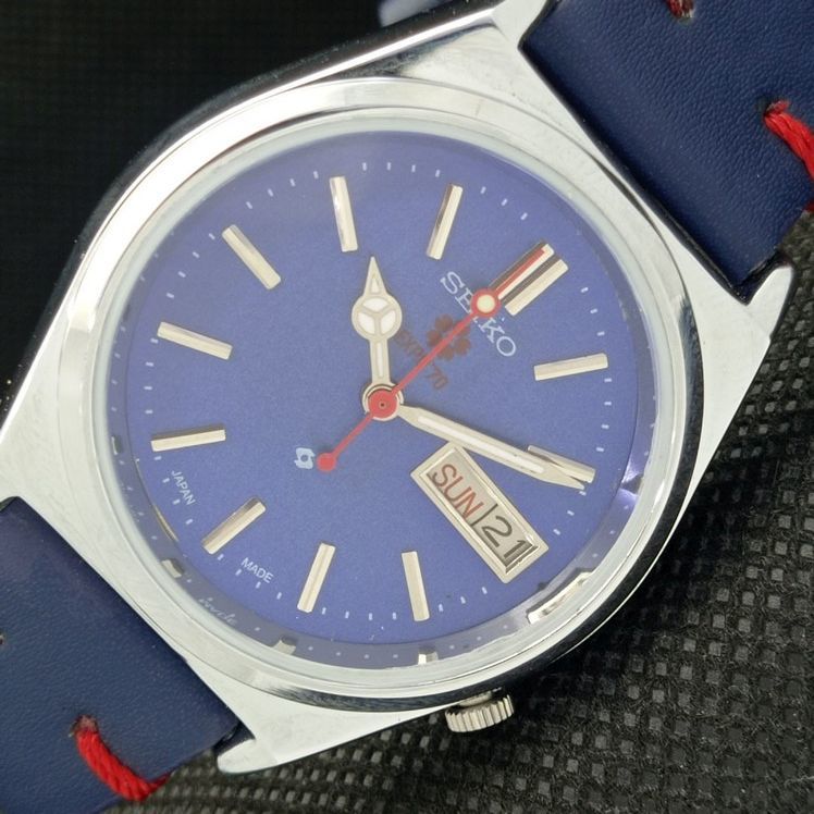 Primary image for VINTAGE REFURBISHED SEIKO EXPO 70 AUTOMATIC JAPAN MENS BLUE WATCH 610b-a317942