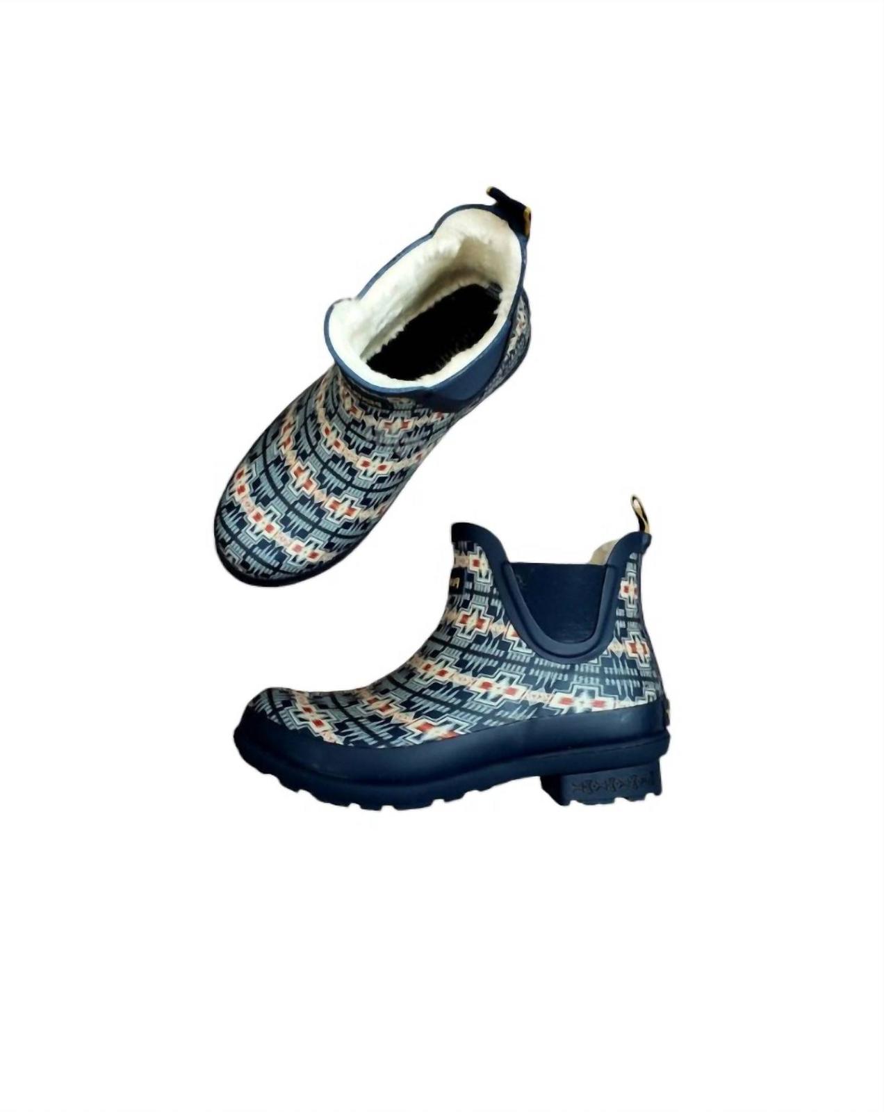 Pendleton women&#39;s harding fur lined chelsea bootie Navy - $93.00