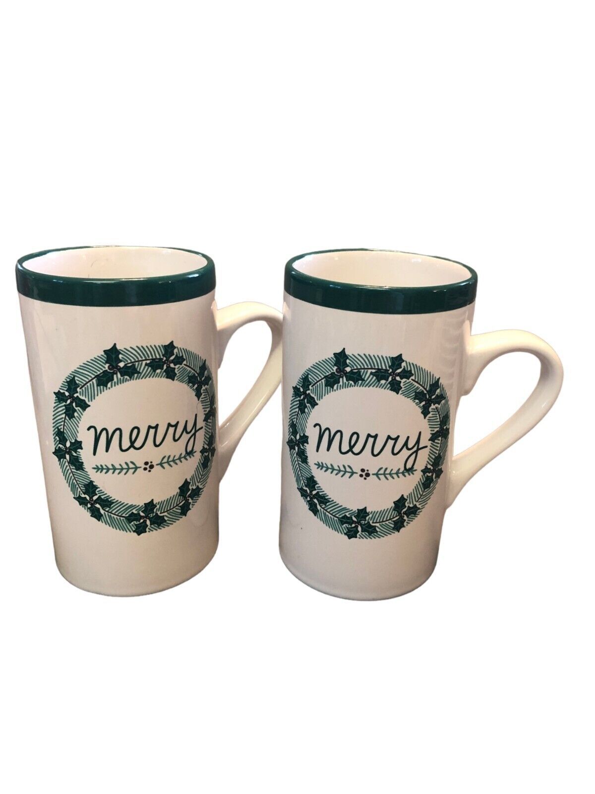 Primary image for Vtg MERRY Wreath Mugs Holly Dark Green Wht DesignPac Gifts Pair FREE SHIP