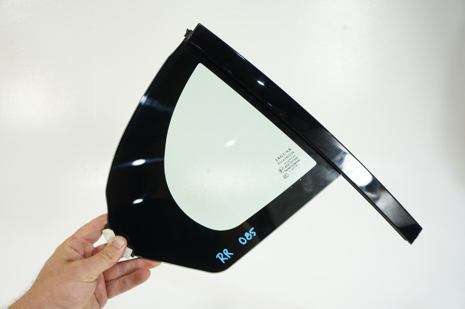 2009-2015 jaguar xf x250 right passenger side door quarter window glass OEM - £70.30 GBP