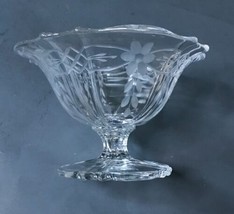 Vintage Frosted Etched Flowers Crystal Glass Pedestal Candy Dish Elegant - £10.89 GBP
