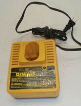 DeWalt Model DW9104 Battery Charger Yellow - £3.93 GBP