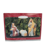 Hallmark Keepsake Ornament The Holy Family Blessed Nativity Collection 1... - $14.72 CAD