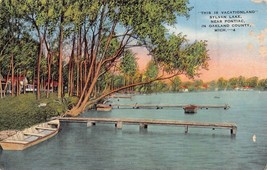 Silver Lake Near Pontiac Michigan~Docks &amp; Boats~Vacation LAND~1946 Postcard - £7.83 GBP