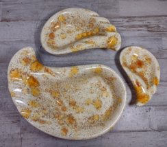 Vintage 3 Piece Atomic Teardrop Ceramic Nesting Ashtrays Orange Fireworks Dallas - £37.04 GBP