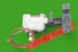 2007-2013 mercedes w221 w216 s550 cls550 cls500 fuel door lid lock actua... - $20.00