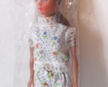 1980 Gordy Intl California Girl Floral Cloth 10 3/4&quot; Plastic Doll #111 H... - £10.31 GBP