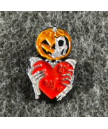 Halloween Pumpkin Skeleton Love Enamel Pin - Backpack Hat Lapel Bag Lanyard - $144.45 MXN