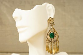 VINTAGE Costume Jewelry Brass Green Agate Dangle Ethnic Pierced Earrings - £15.47 GBP