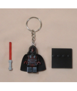Star Wars MINIFIGURE KEYCHAIN-DARTH REVAN w/Lightsaber Stand Knights of ... - $18.40 CAD