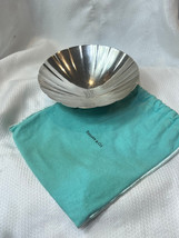 Vtg Tiffany &amp; Co Makers 212.95 Grams Sterling Silver #22673 Footed Bowl ... - $336.55