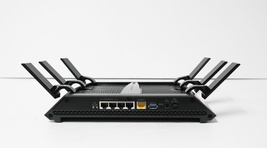 Netgear Nighthawk X6S R7900P AC300 Tri-Band Smart WiFi Router  image 6