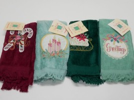 VTG Ashley Taylor Christmas  Holiday Embroidered Fingertip Towels RETIRED Kmart - £9.58 GBP