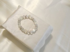 Department Store 7&quot;Silver Tone White Quartz Stretch Bracelet F518 - $11.51