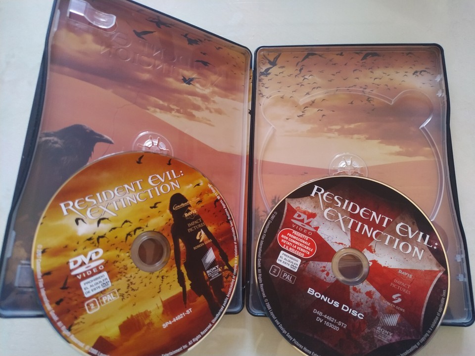 RESIDENT EVIL Extinction Milla Jovovich - 2 X DVD Steelbook Spanish English Am Item image 6
