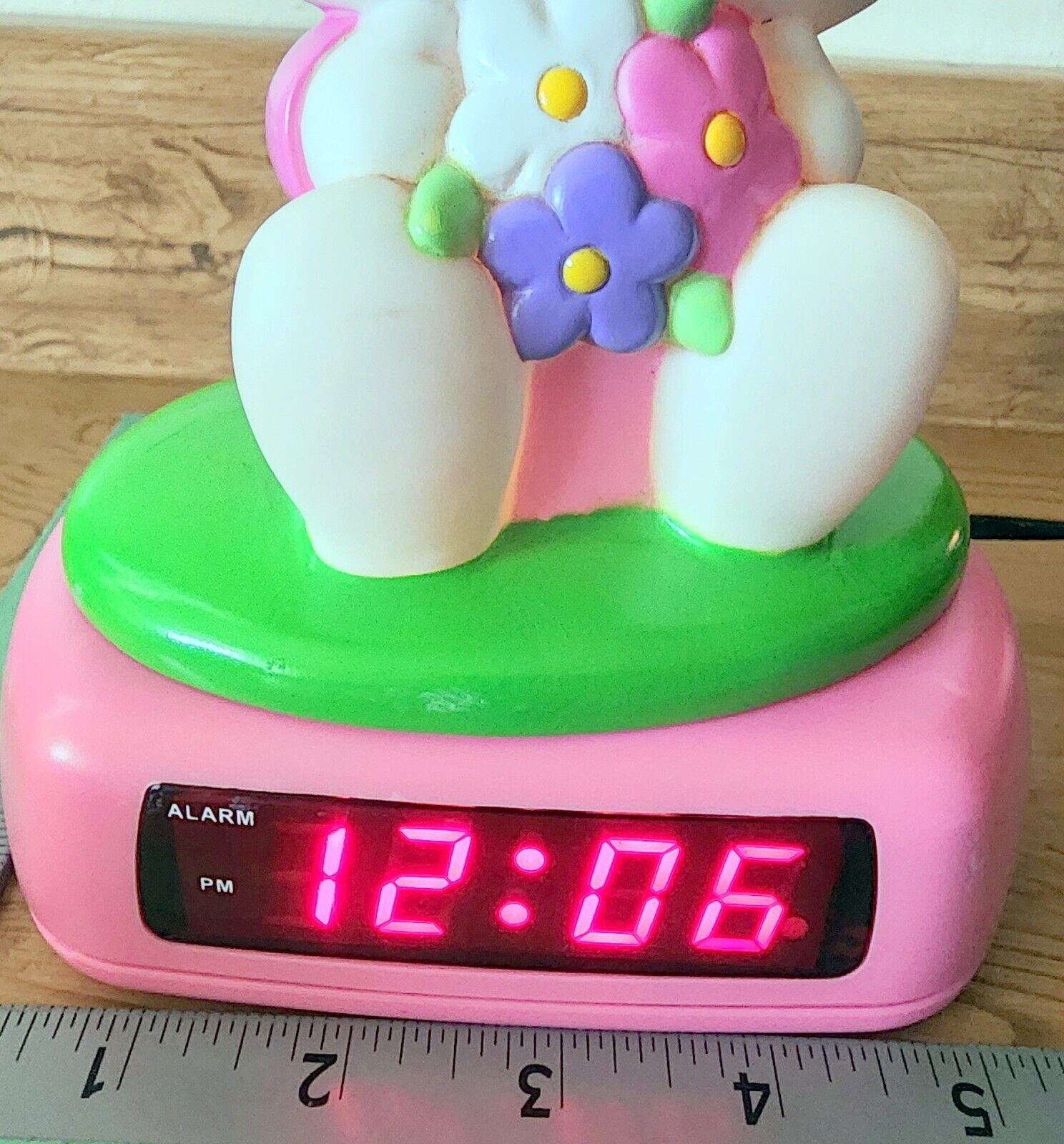 Sanrio Hello Kitty Digital Alarm Clock Vintage Pink Flowers Tested and