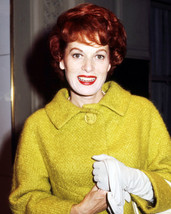 Maureen O&#39;hara 8x10 Photo 1960&#39;s candid pose - £6.15 GBP