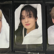 An item in the Entertainment Memorabilia category: MARK NCT DREAM Official POB KTOWN4U Photocard Album 'Go Back To The Future' 