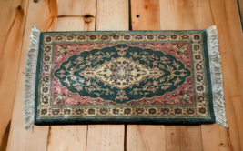 Vintage Throw Runner Rug Wool Throw Green Pink Beige 4 Ft x 2 Ft Fringe Edge - £43.04 GBP