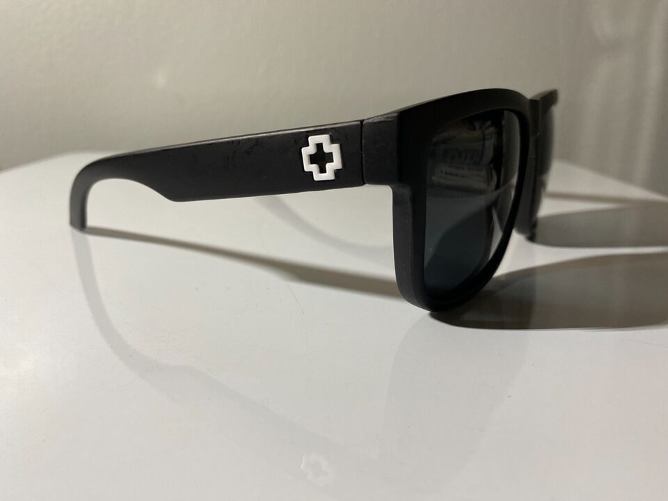 Sporty unisex sunglasses with black frame and black lenses - $9.50