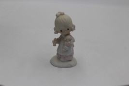 Precious Moments Figurine: E-1373G Jesus is the Light (4.5&quot;) Girl - £4.64 GBP