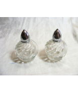 Vintage Swirled Glass S&amp;P Shakers Chrome Screw Top Lids Spice? 13-c - €21,22 EUR