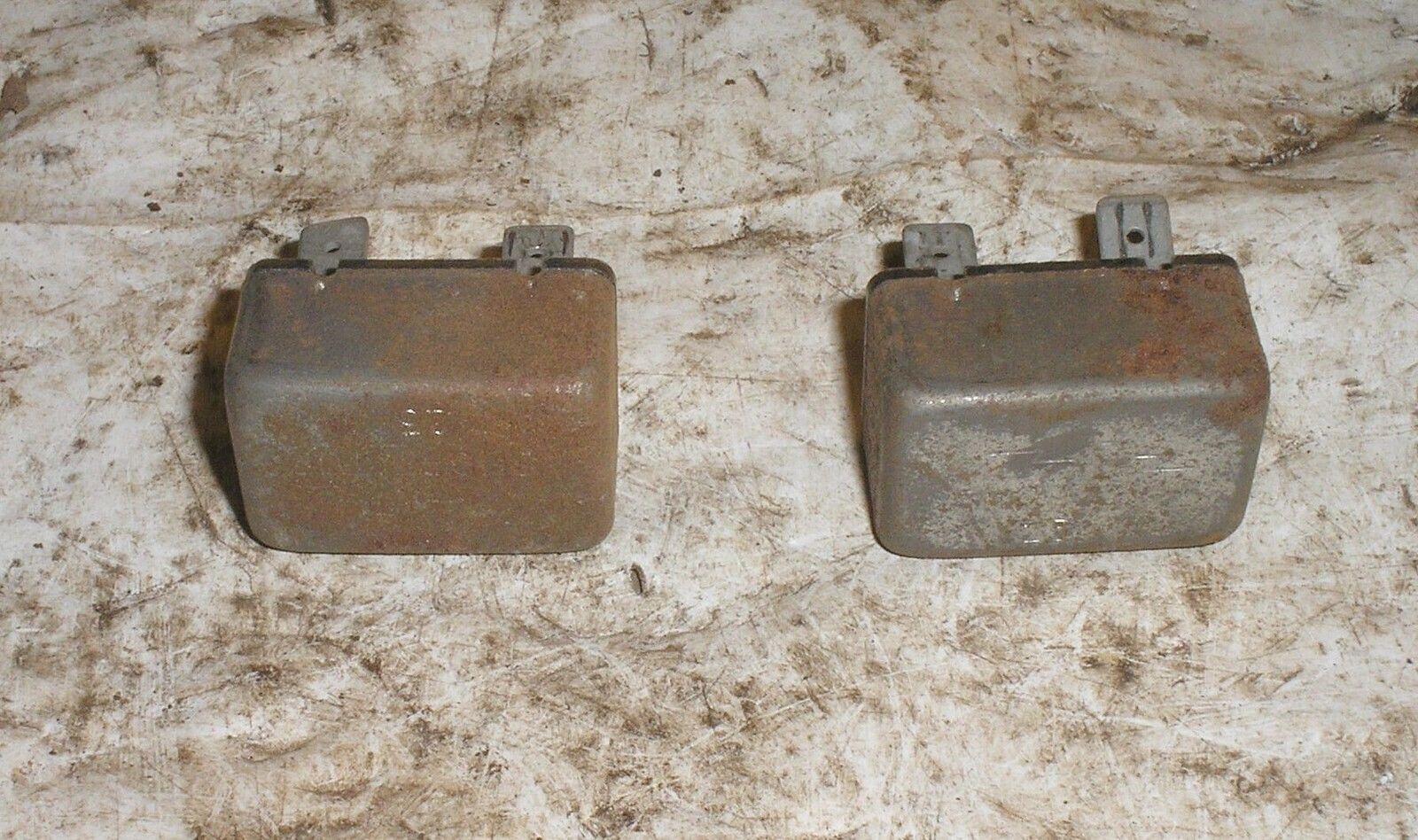 81 Delorean DMC 12 OEM Lot of 2 Relay - $2.99