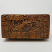 Vintage Hand Carved Wood Decorative Hinged Keepsake Trinket Box with Latch - £15.46 GBP