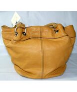 Tignanello Hobo Bucket Soft Leather Shoulder Bag Purse Golden Tan  768 - $449.97 MXN