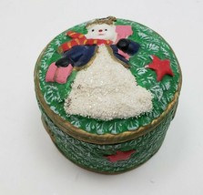 Vintage Snowman Jewelry Box relief green round trinket antique 3&quot; - £12.01 GBP