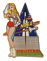 Hooters Sexy Nasa Girl Texas ASTRONAUT/SHUTTLE/ROCKET Johnson Space Center Pin - £12.82 GBP