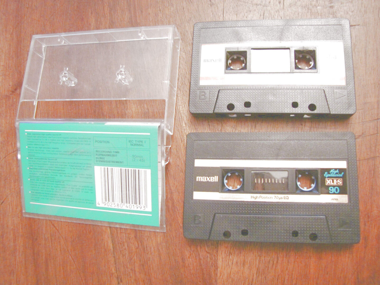 2 MC musicassetta cassetta compact cassette MAXELL UR 90 e XLII S 90 vintage  			