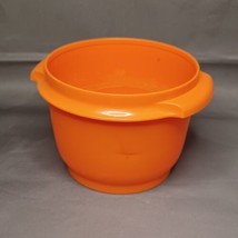 Vintage Tupperware Servalier Orange Bowl 1970s 886-22 - NO LID - $11.29