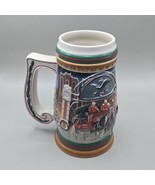 BUDWEISER HOLIDAY STEIN 1997 &quot;Home for the Holidays&quot; CS313 Vintage NO box - $292.97 MXN