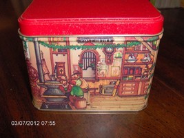 POTPOURRI PRESS CHRISTMAS TIN Mercantile General Store Holiday Metal Can... - $35.36