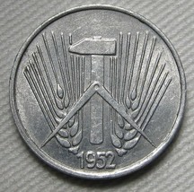 1952-E Germany-East 1 Pfennig AU+ Coin AE578 - £15.40 GBP